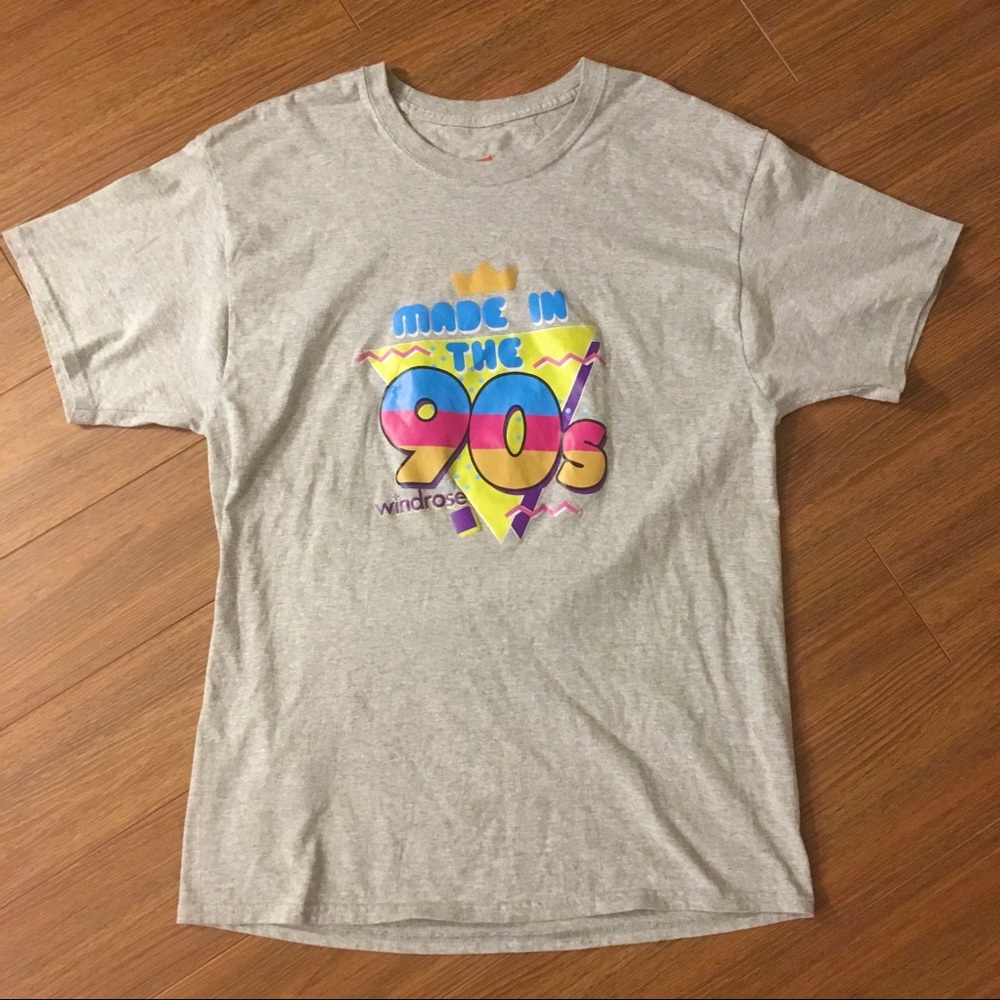🎈3/$20 90’s Retro Inspired Graphic Tee
